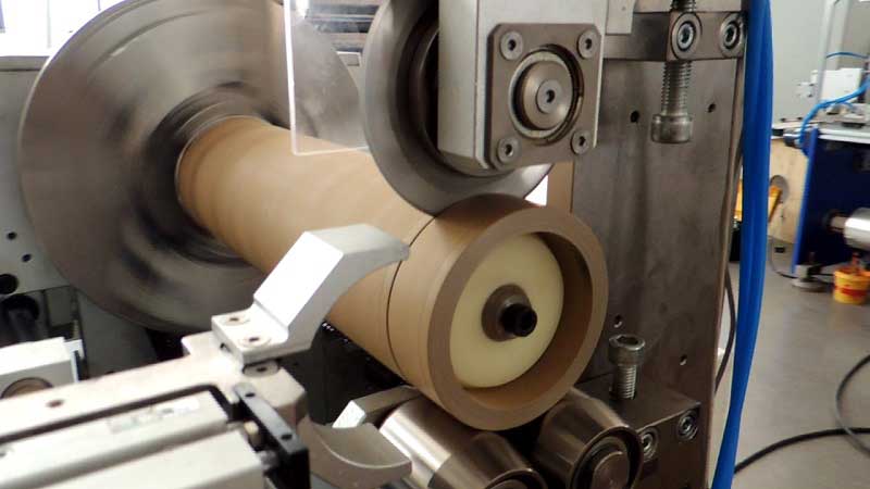 Automation upgrades! Intelligent cutting and energy-saving design of the paper tube cutting machine