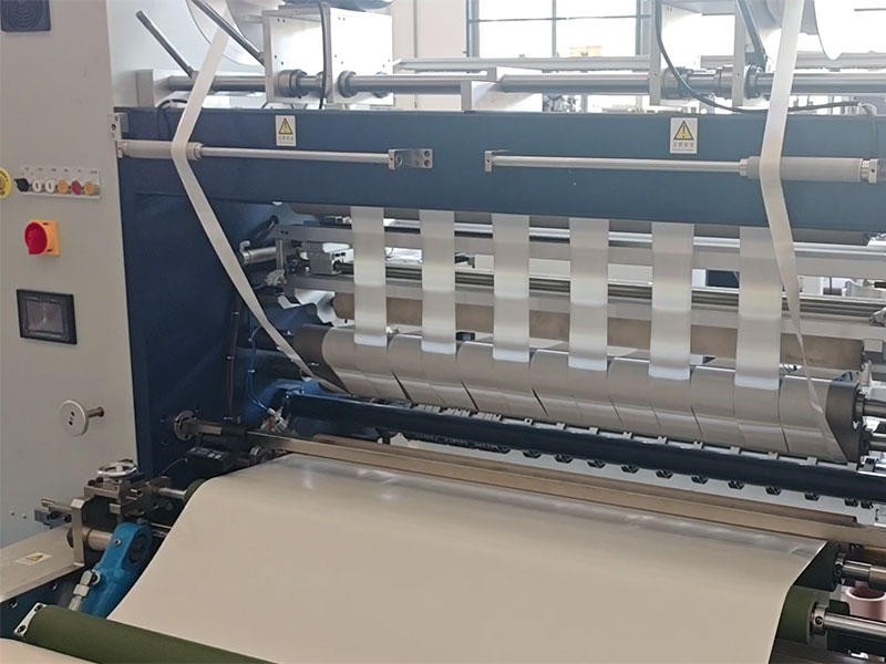 Say goodbye to adhesive knife rollers: the anti-stick technology of single-sided adhesive slitting machine directly hits the pain points of production