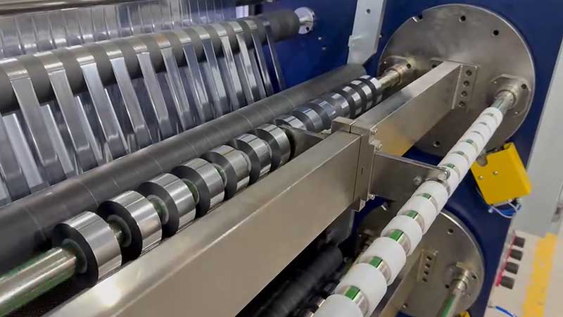 Hot Stamping Paper Slitting Machine: Analysis of High Precision and High Efficiency Advantages